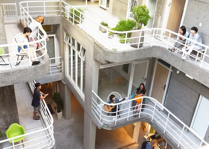 Owlstay Flip Flop Hostel - Garden Taipei